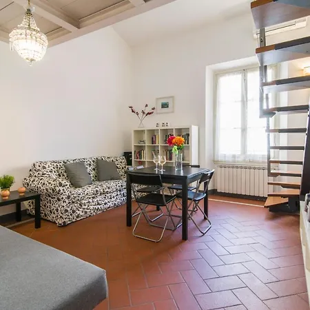 Guesthost - Della Scala Modern フィレンツェ