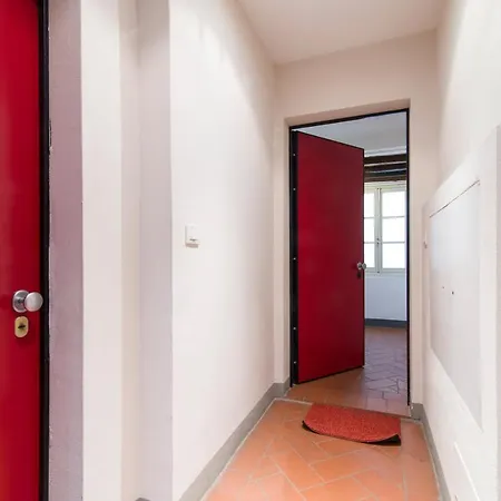 Guesthost - Della Scala Modern * フィレンツェ